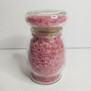 Himalayan pink salt. 227